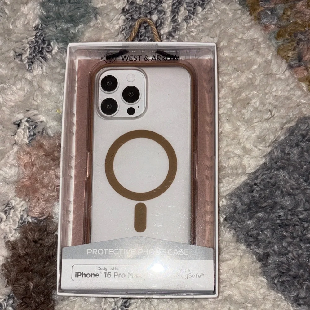 West & Arrow Tan/Gold iPhone 16 Pro Max Protective Case